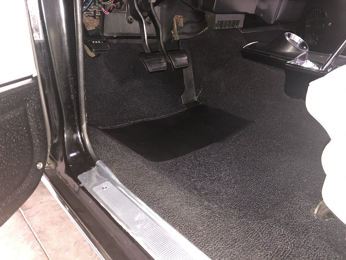 Name:  6_Interior is totally original.jpeg
Views: 6743
Size:  213.5 KB