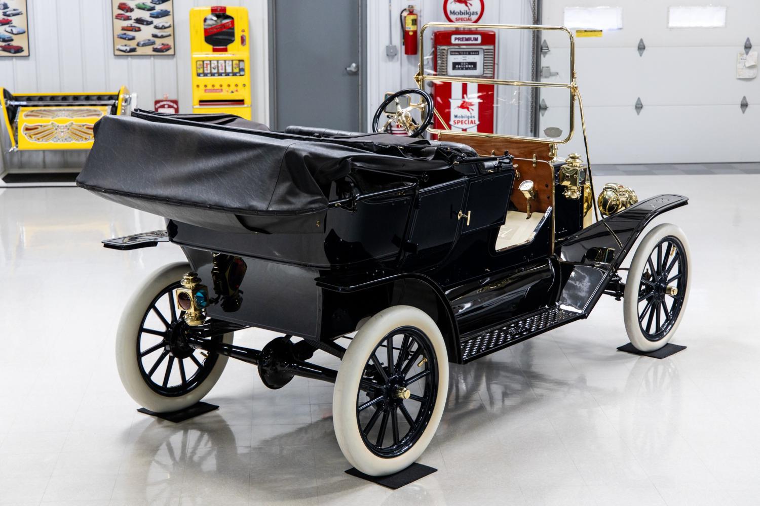 Sold 1911 Ford Model T Brass Touring - The Supercar Registry