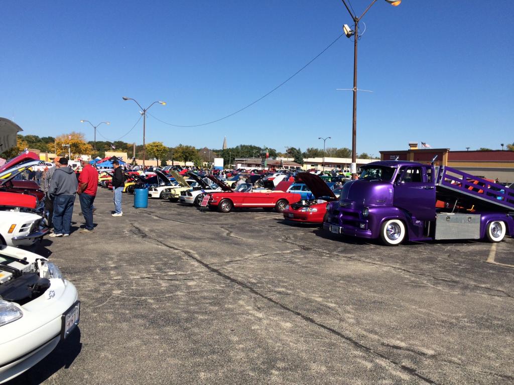 Rock N Bowl car show Rockford IL 10/8/16 The Supercar Registry